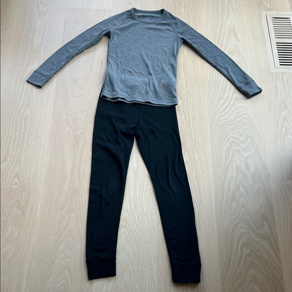 Cozy Kids Gray and Black Ski First Layer Set